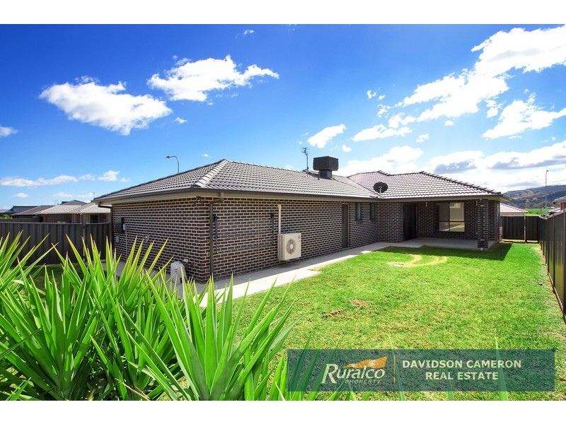 47 Warrah Drive, Tamworth NSW 2340