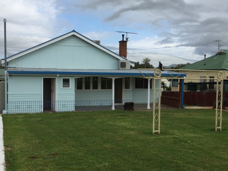 18 Henry Street, Werris Creek NSW 2341