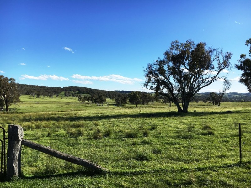 “Clifton” New England Highway, Bendemeer NSW 2355