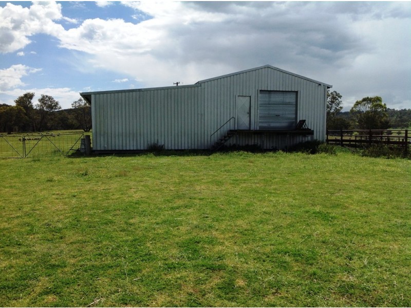 “Clifton” New England Highway, Bendemeer NSW 2355