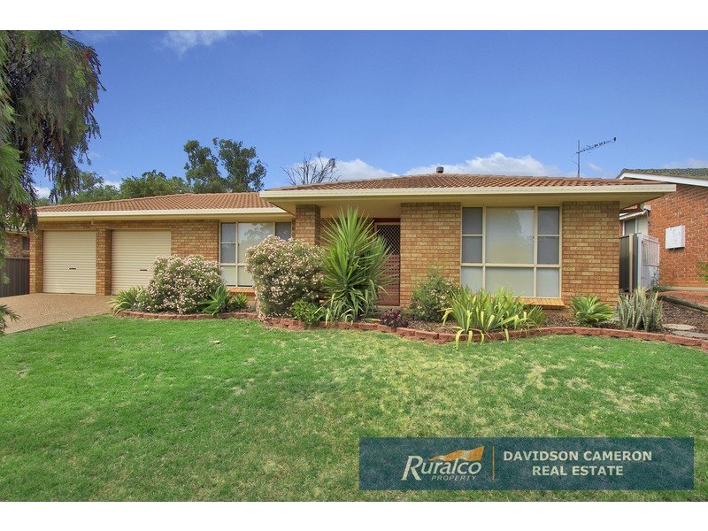 29 Windhover Crescent, Tamworth NSW 2340