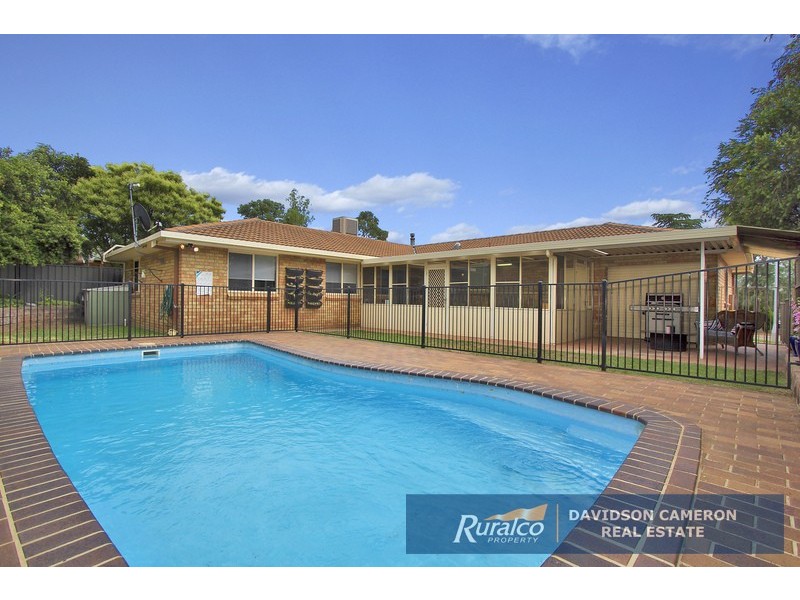 29 Windhover Crescent, Tamworth NSW 2340