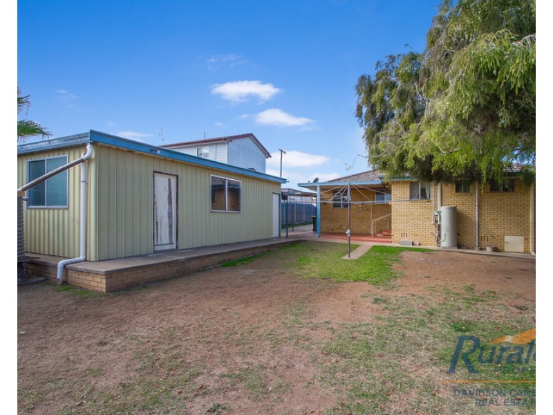 39 Mack Street, Tamworth NSW 2340