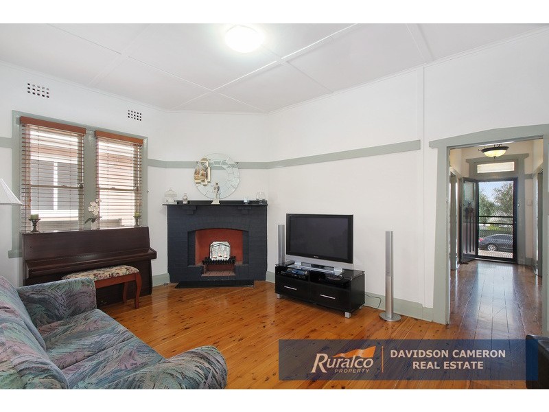 10 Levien Street, Tamworth NSW 2340