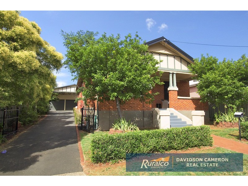 10 Levien Street, Tamworth NSW 2340