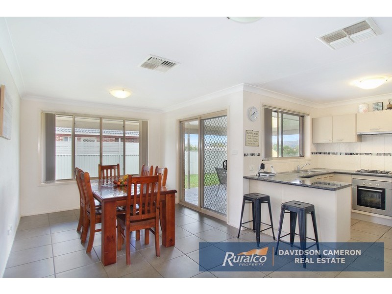 19 Lindsay Road, Tamworth NSW 2340