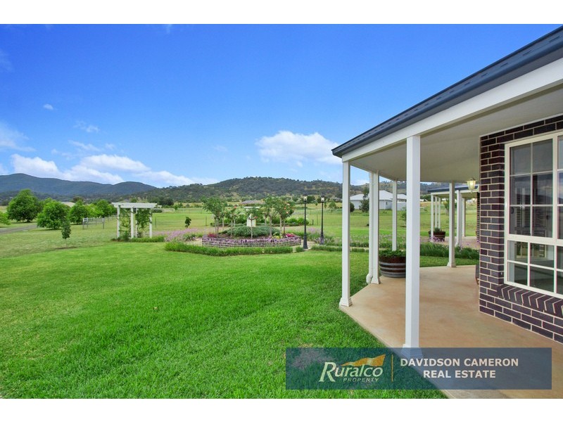 15 Woodswallow Close, Tamworth NSW 2340