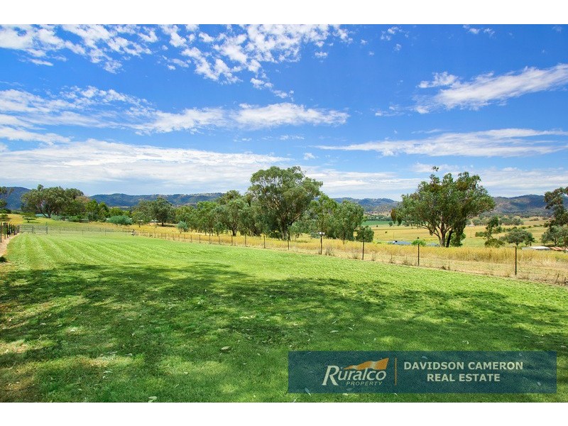 120 Tullamore Road, Loomberah NSW 2340