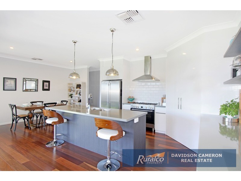 48 Warrah Drive, Tamworth NSW 2340