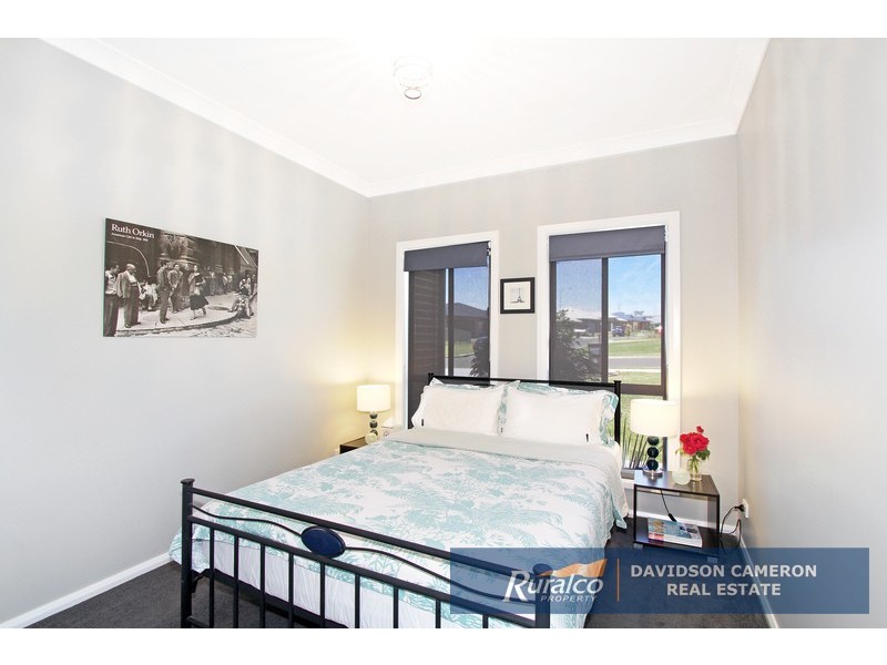 48 Warrah Drive, Tamworth NSW 2340