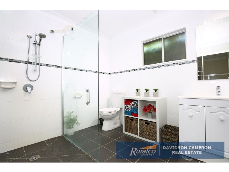 5 Holroyd Street, Tamworth NSW 2340