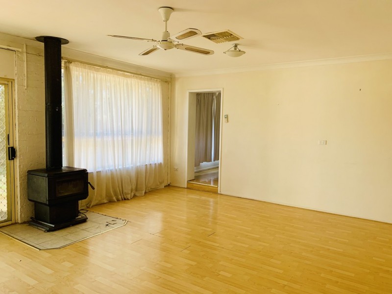 13 Lawson Place, Tamworth NSW 2340