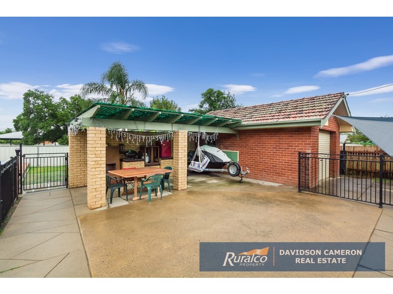 23 Heugh Street, Tamworth NSW 2340