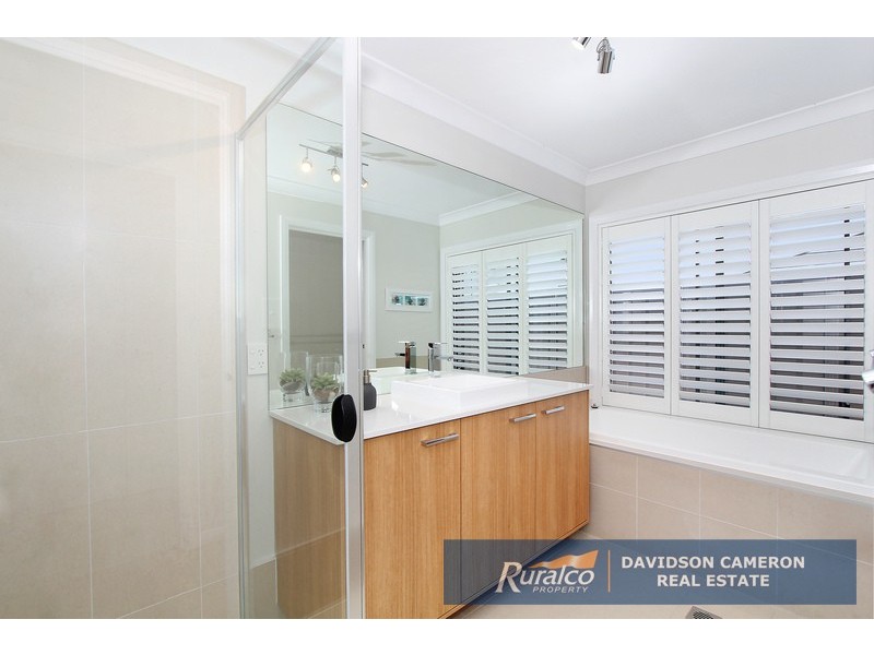 6 Sanctuary Place, Tamworth NSW 2340