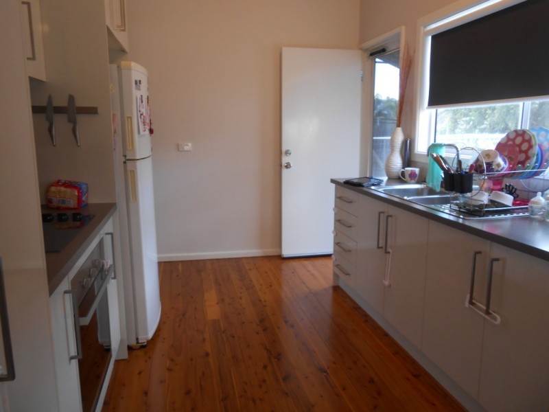 16 McDonald Crescent, Tamworth NSW 2340