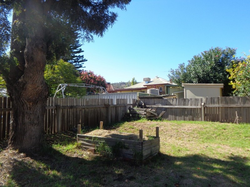 19 Victoria Street, Tamworth NSW 2340