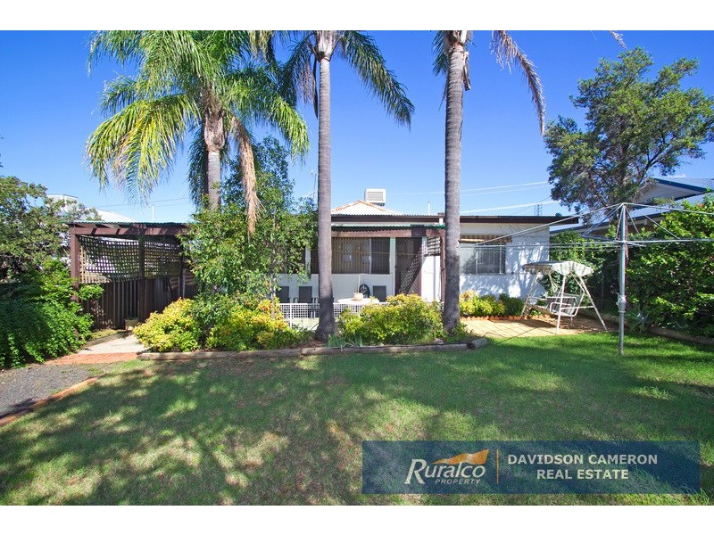 37 Park Street, Tamworth NSW 2340