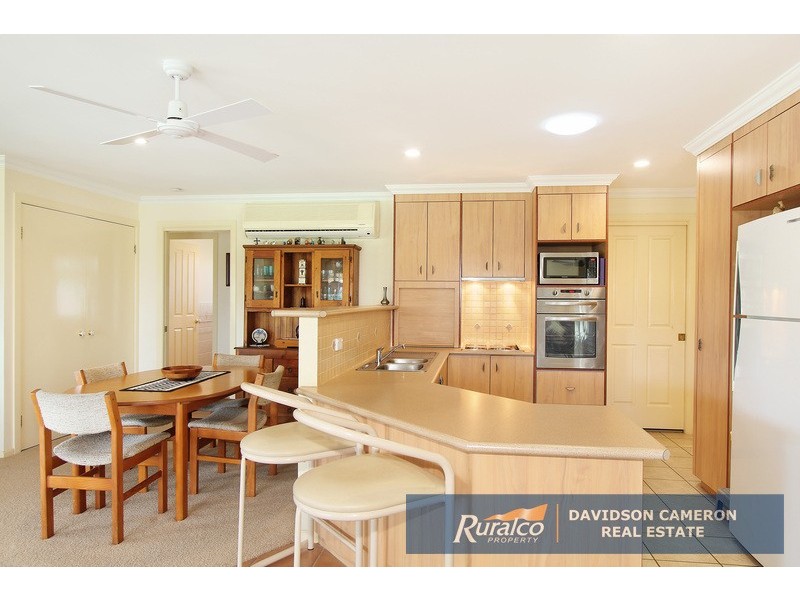 22 Meadowbanks Drive, Tamworth NSW 2340