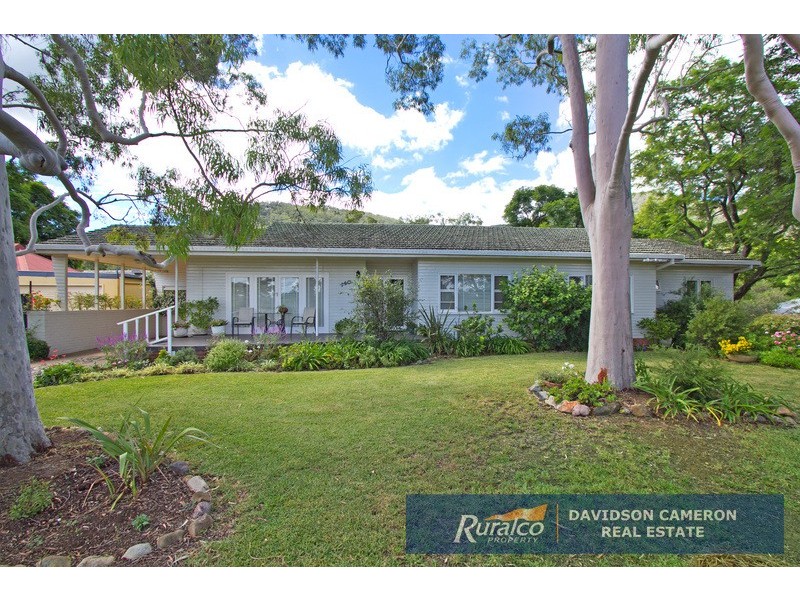140 Napier Street, Tamworth NSW 2340