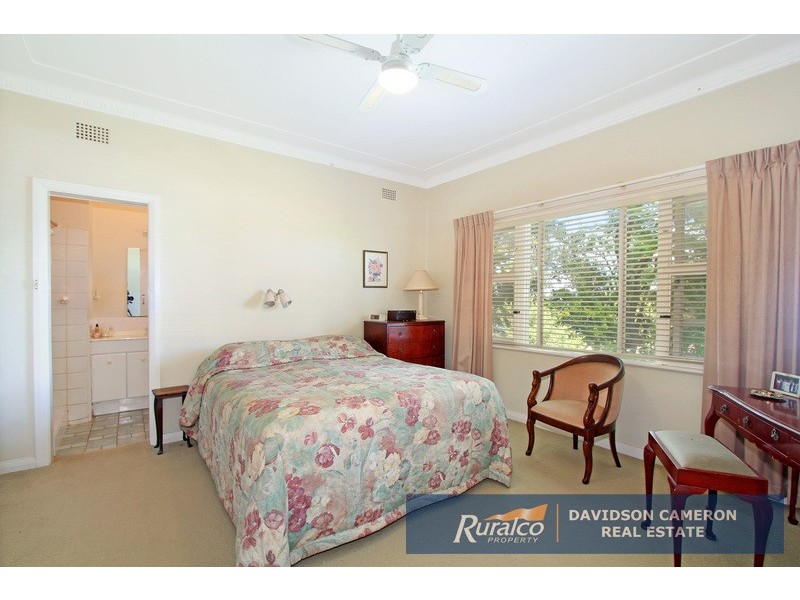 140 Napier Street, Tamworth NSW 2340