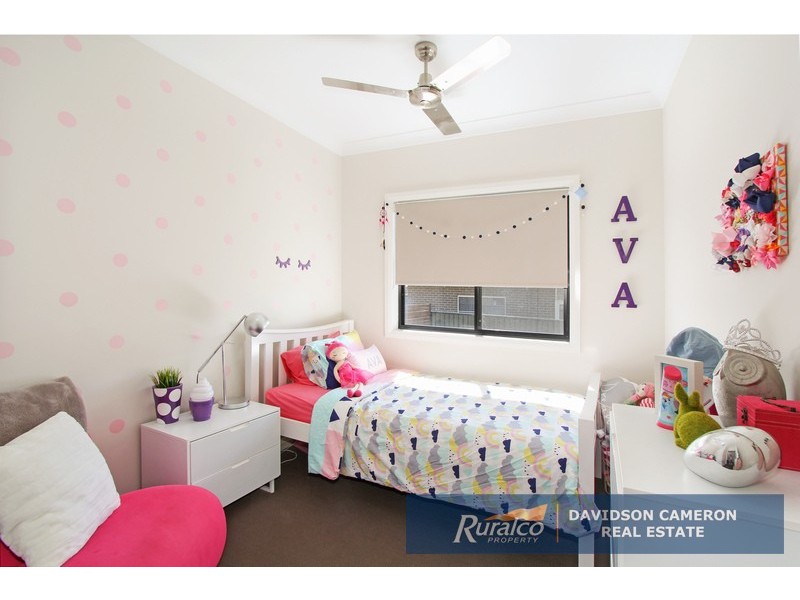 28 Falcon Drive, Tamworth NSW 2340