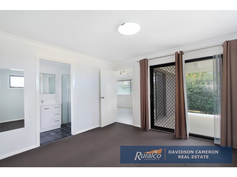 11 Emerald Avenue, Tamworth NSW 2340