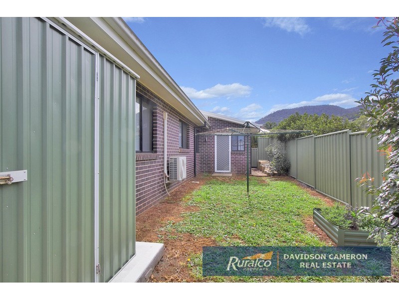 11 Emerald Avenue, Tamworth NSW 2340