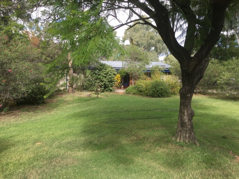 28 Darrell Road, Tamworth NSW 2340