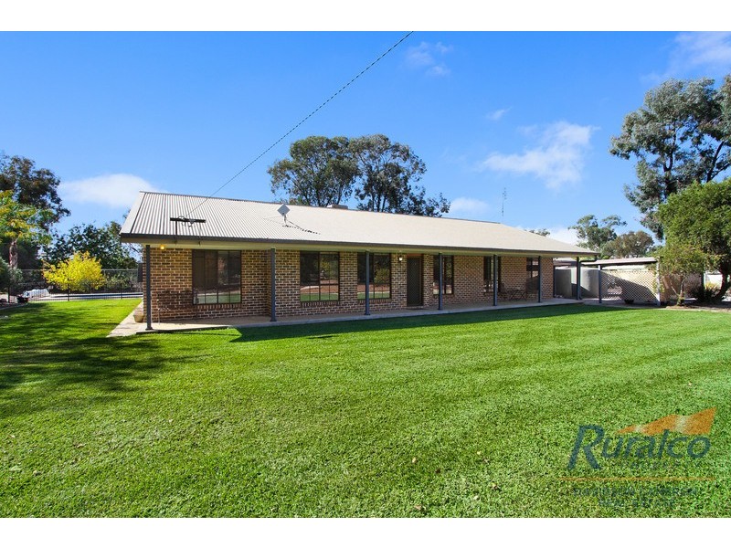 31 Kingswood Drive, Tamworth NSW 2340