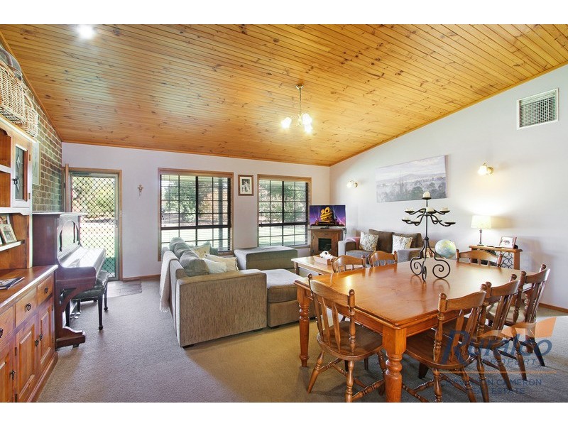 31 Kingswood Drive, Tamworth NSW 2340