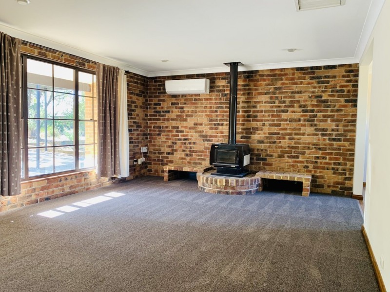 69-71 Regans Road, Tamworth NSW 2340