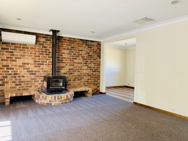 69-71 Regans Road, Tamworth NSW 2340