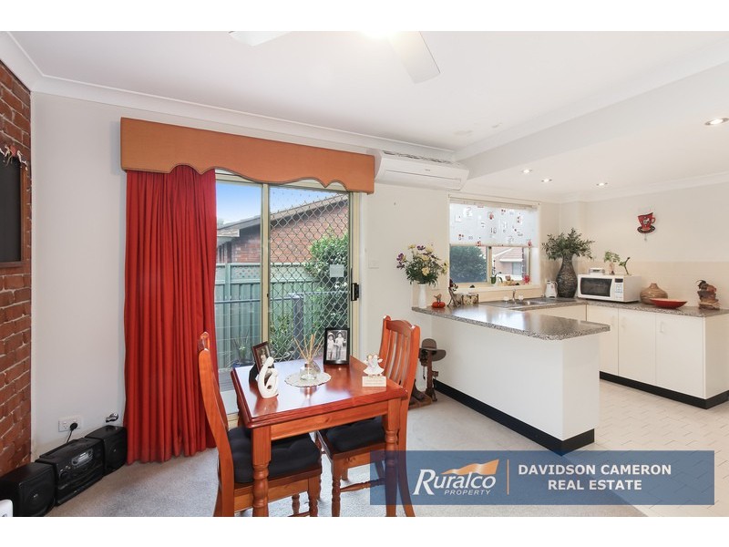 2/4 Cowper Close, Tamworth NSW 2340