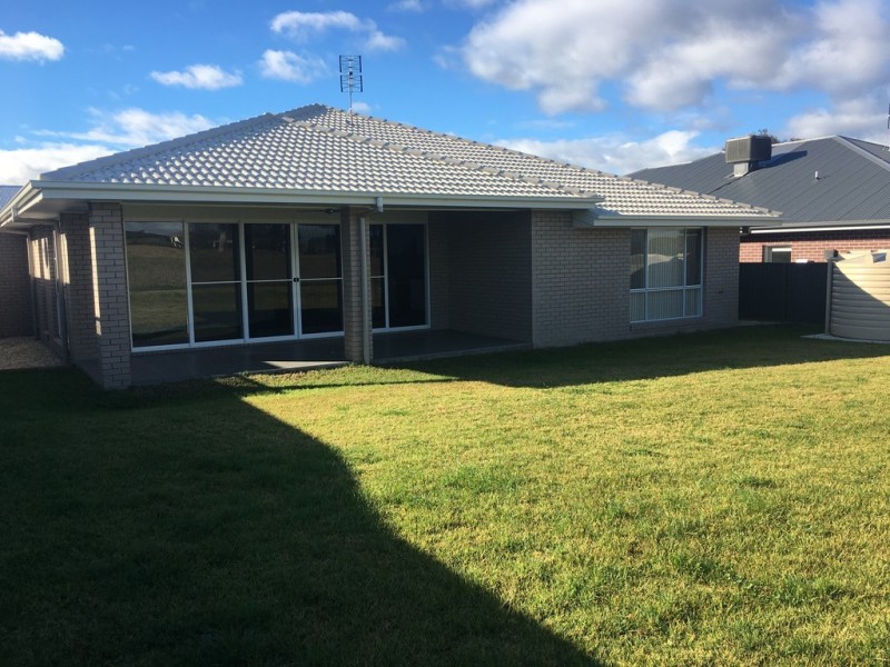 100A The Heights, Tamworth NSW 2340