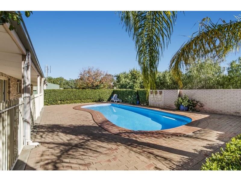 20 Hartmann Drive, Tamworth NSW 2340