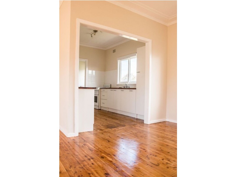 18 Jill Street, Tamworth NSW 2340