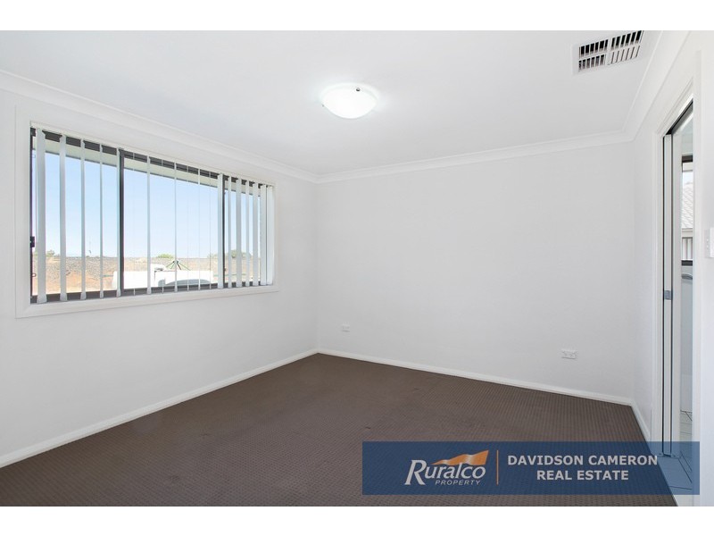 13 Emerald Avenue, Tamworth NSW 2340