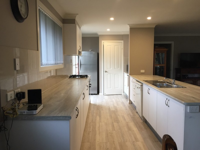 14 Somerset Place, Tamworth NSW 2340