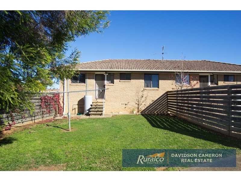4/4 Woodstock Street, Tamworth NSW 2340