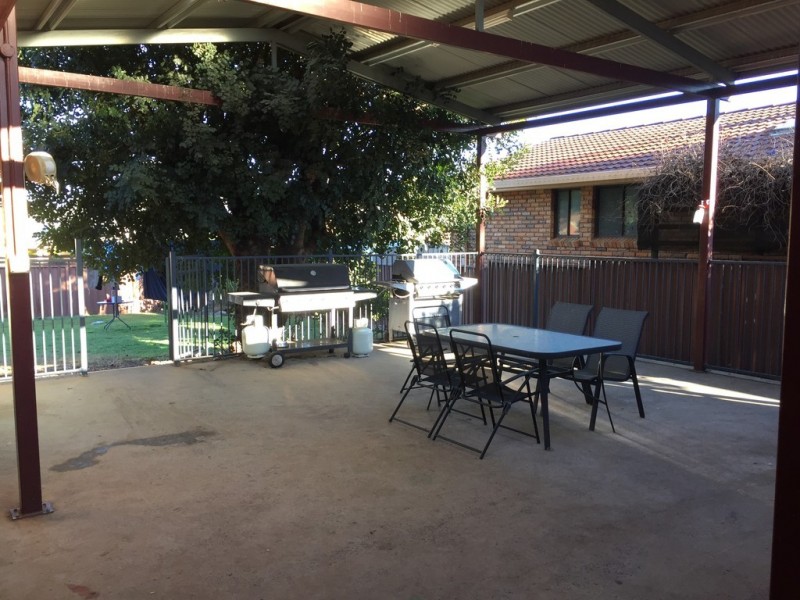 5 Camira Crescent, Tamworth NSW 2340