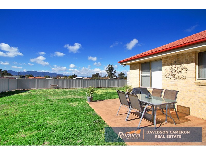 13 Lindsay Road, Tamworth NSW 2340