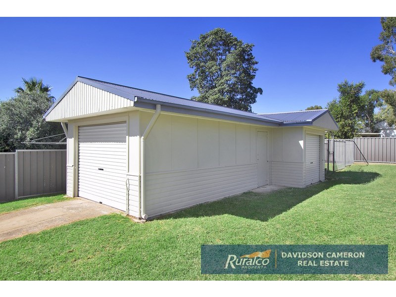 29 Holland Street, Tamworth NSW 2340