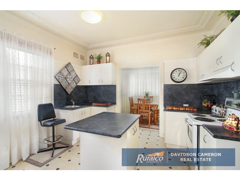 33 Phillip Street, Tamworth NSW 2340