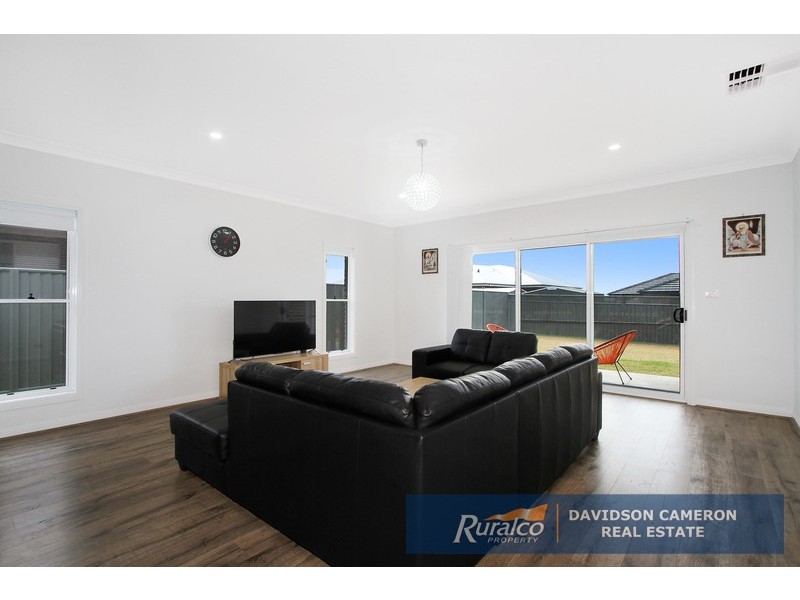 19 Kingham Street, Tamworth NSW 2340