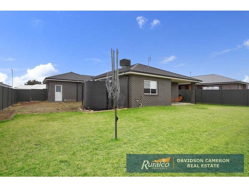 19 Kingham Street, Tamworth NSW 2340