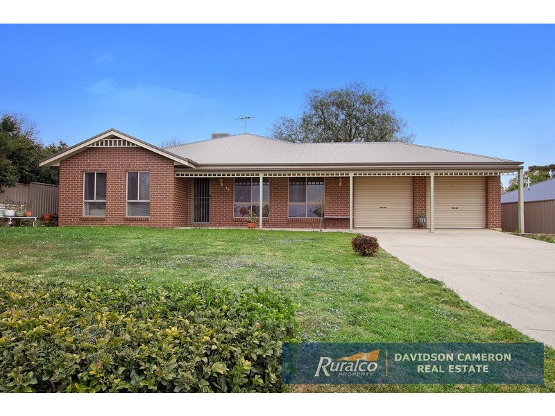 42 Campbell Road, Tamworth NSW 2340