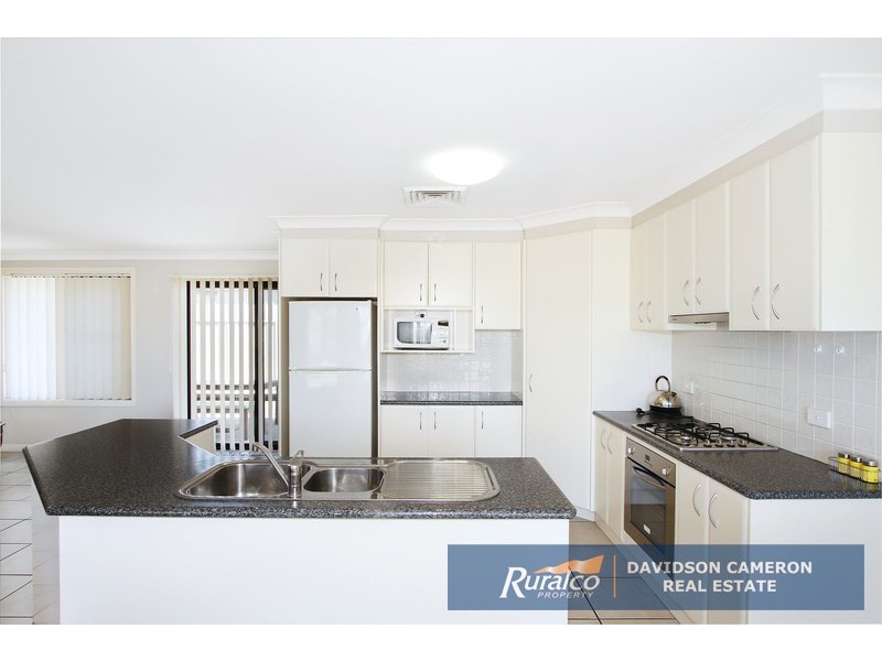 33 Warrah Drive, Tamworth NSW 2340