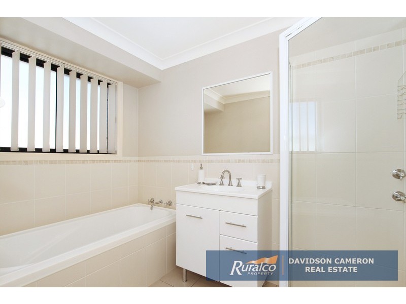 33 Warrah Drive, Tamworth NSW 2340