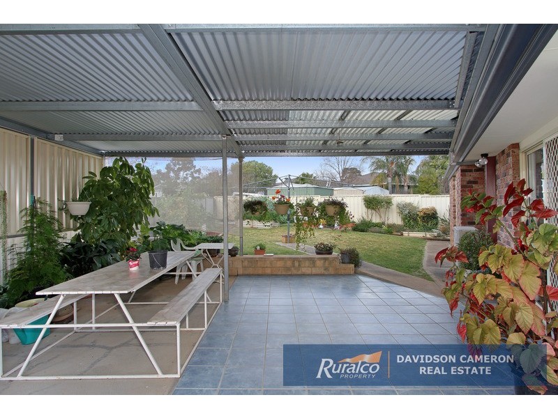 6 Nardoo Place, Tamworth NSW 2340