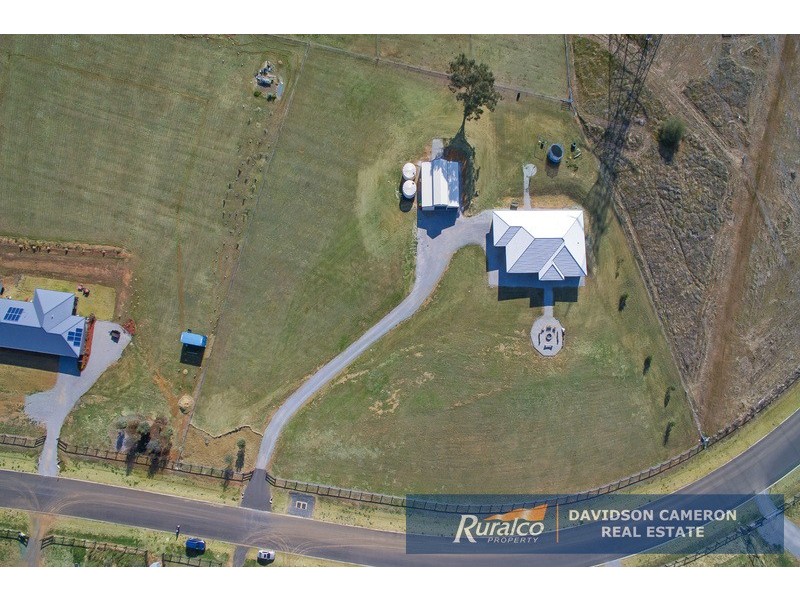 45 Falcon Drive, Tamworth NSW 2340